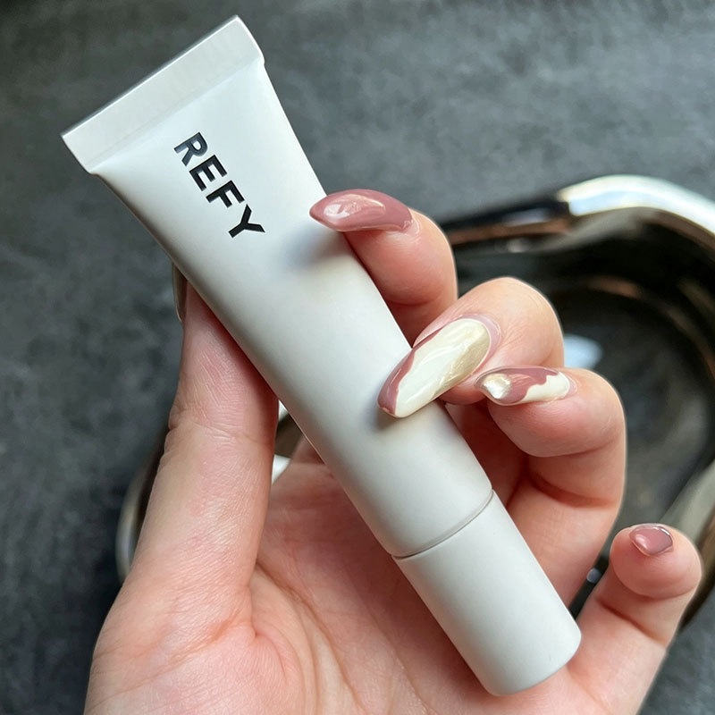 Nouveau gloss à lèvres REFY 6  - Skincare Laneige avis et prix